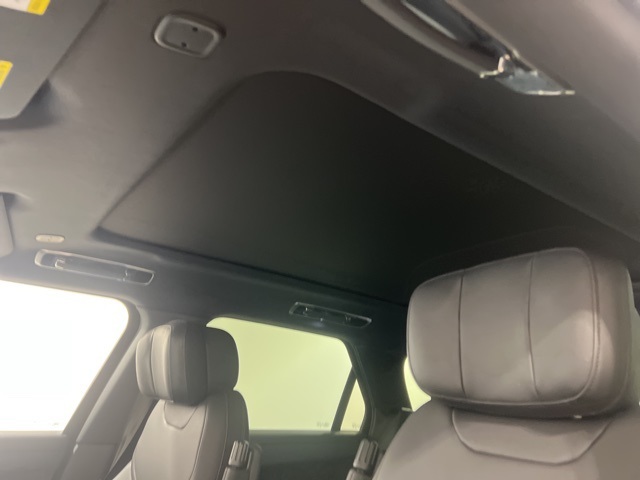 2025 Land Rover Range Rover Sport SE photo 17