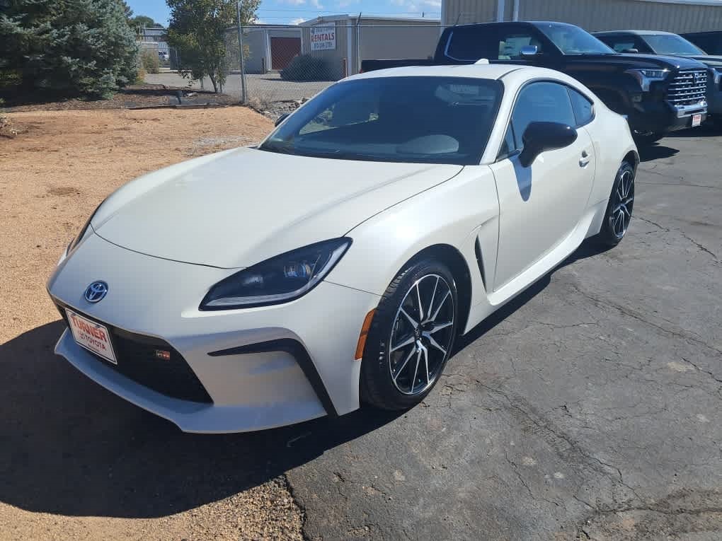 2024 Toyota GR86 photo 6