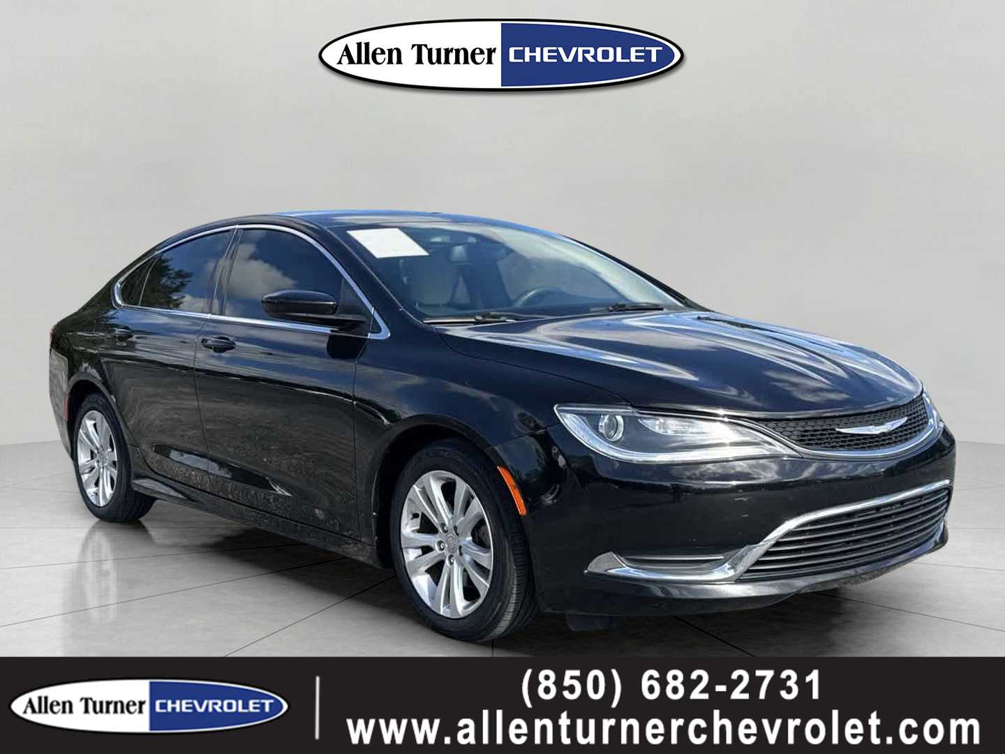 2016 Chrysler 200 Limited's photo