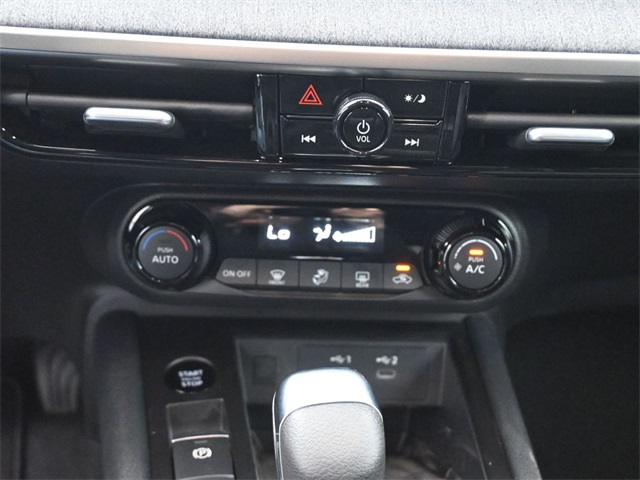 2026 Nissan Kicks SV photo 4