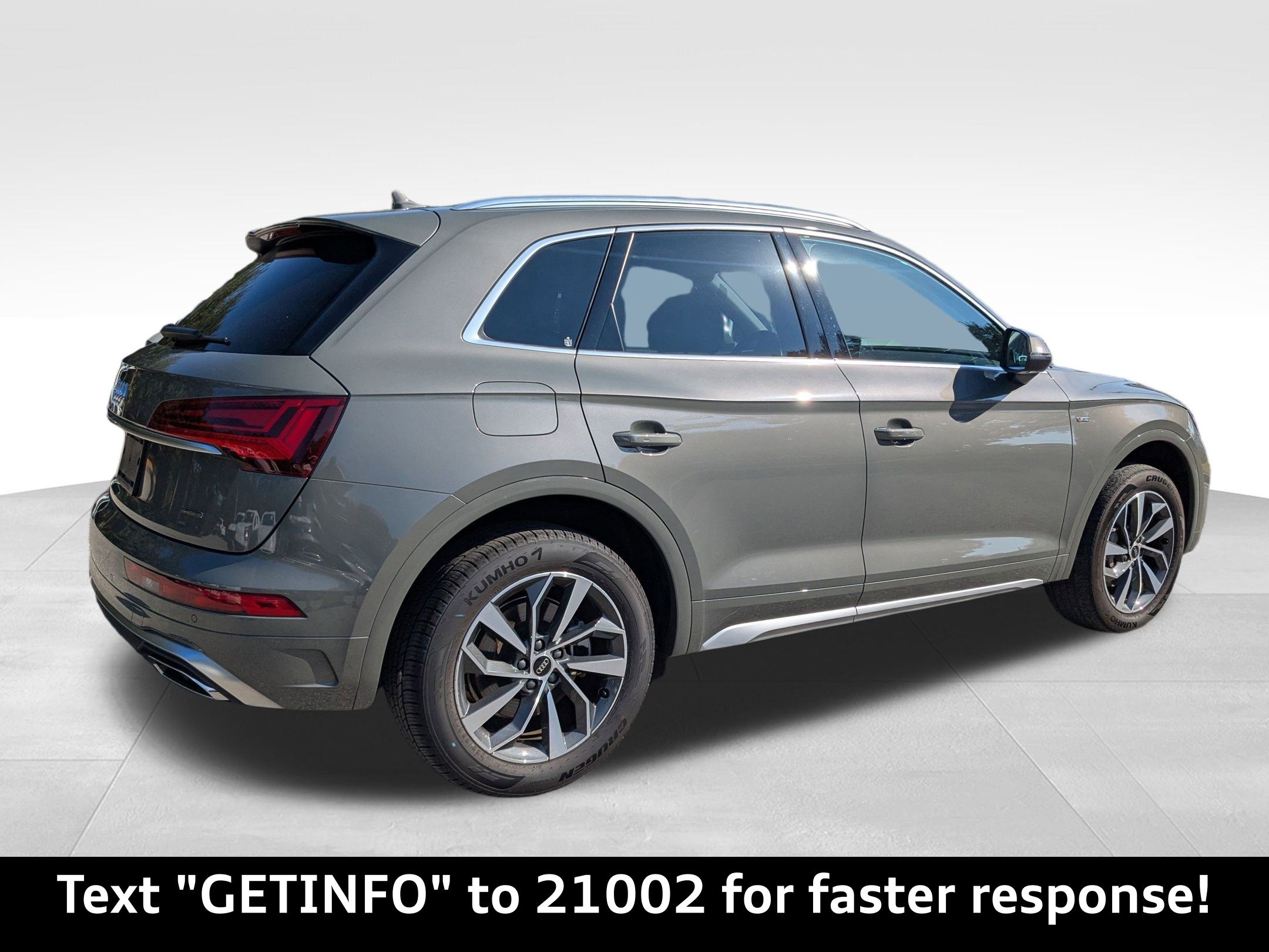 2024 Audi Q5 45 S line Premium Plus photo 2