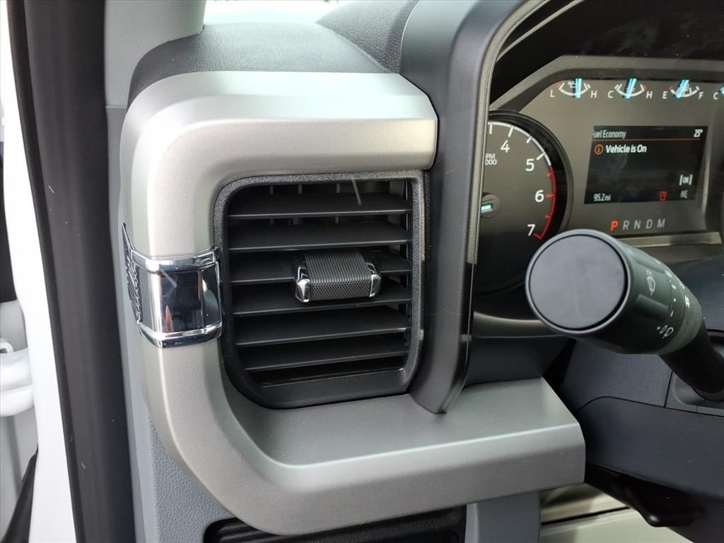 2026 FORD F-250 - Image 39