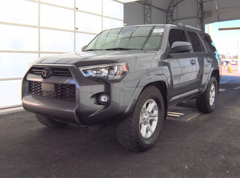 2022 Toyota 4Runner SR5's photo