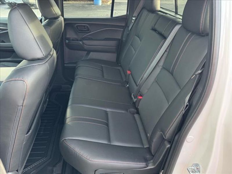 2025 Honda Ridgeline TrailSport photo 4