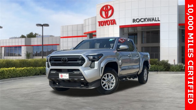2025 Toyota Tacoma SR5's photo