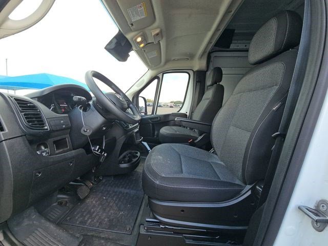2023 Ram ProMaster 2500 photo 4