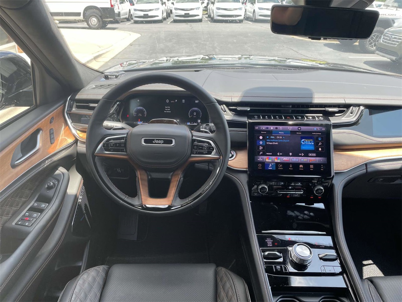 2025 Jeep Grand Cherokee Summit Reserve photo 3