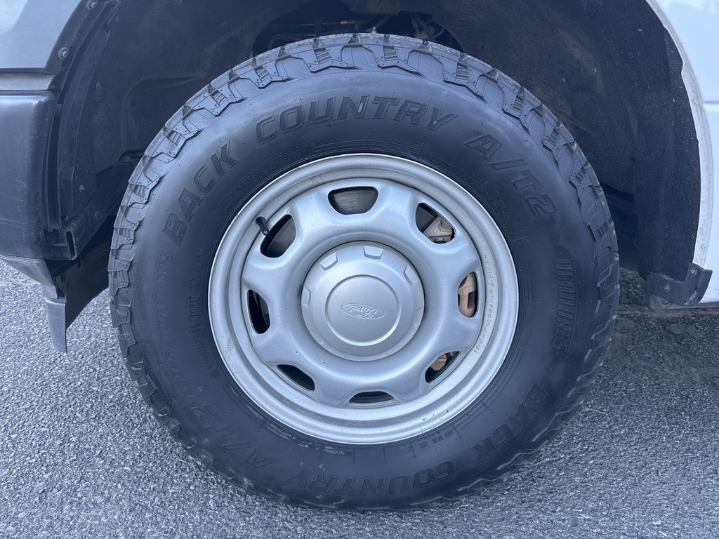 2020 Ford F-150 XL photo 13