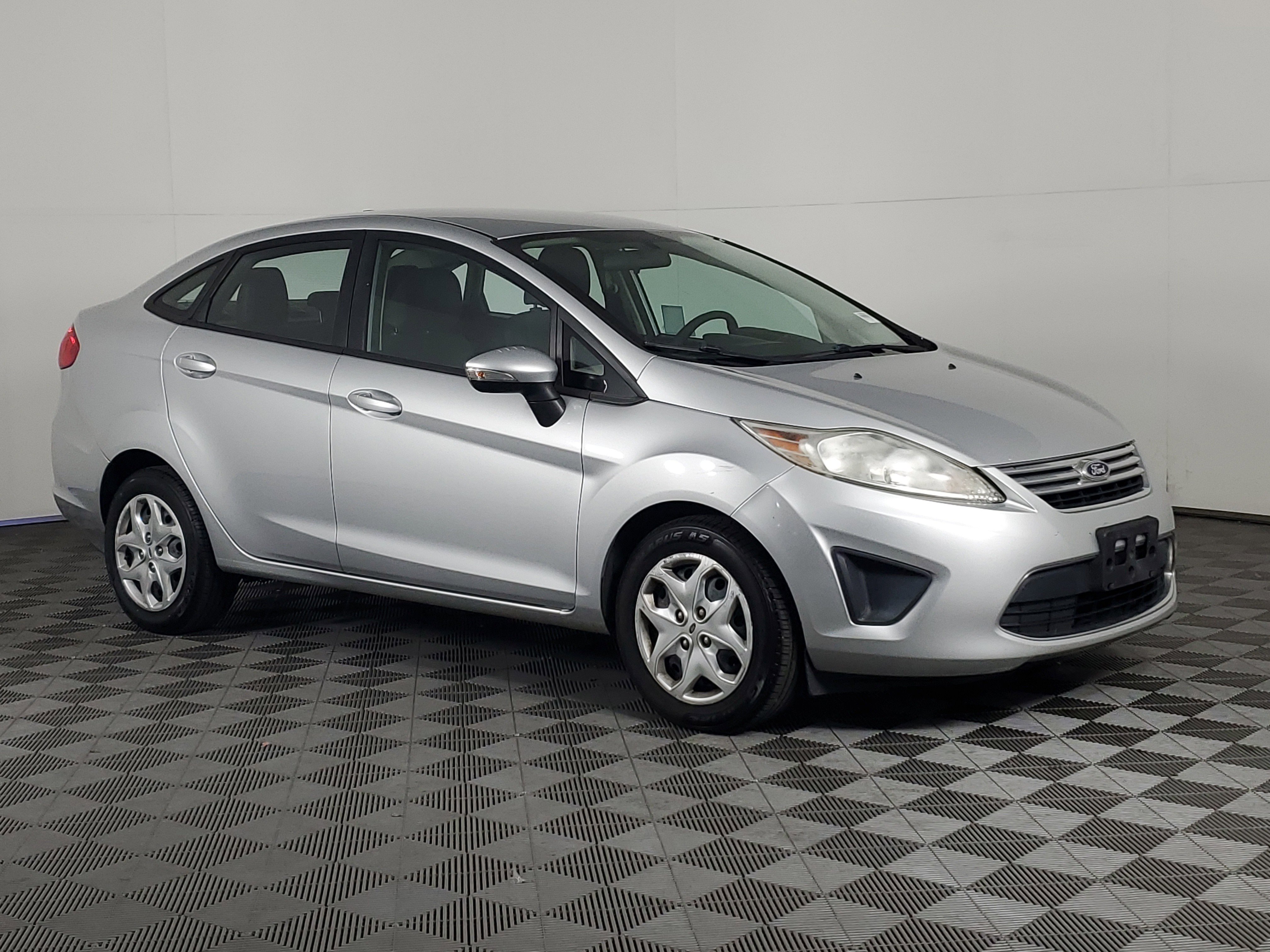 Used 2013 Ford Fiesta SE with VIN 3FADP4BJ9DM186558 for sale in Monrovia, CA