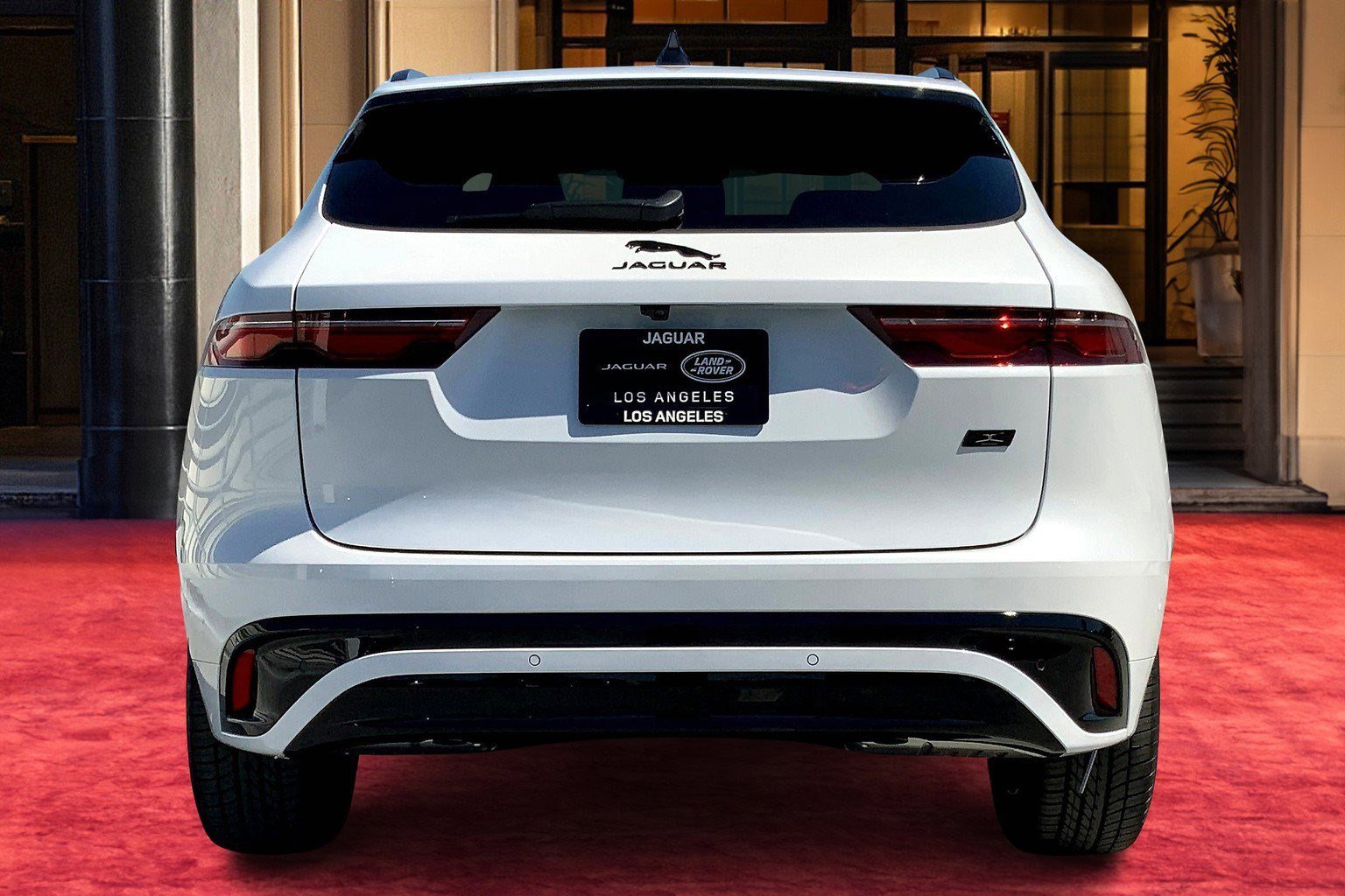 2026 Jaguar F-PACE P250 R-Dynamic S photo 3