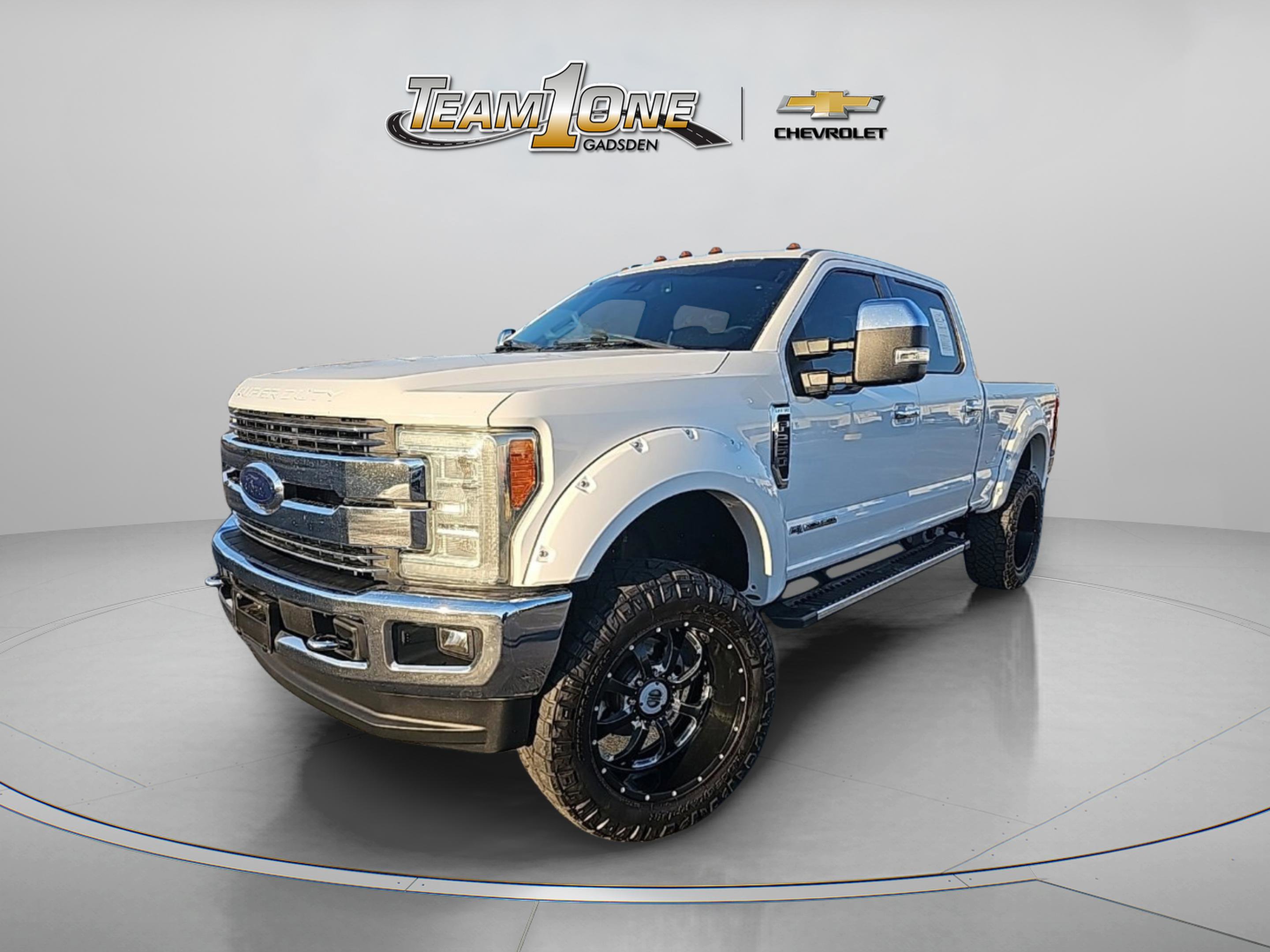 2017 Ford F-250 Lariat photo 4