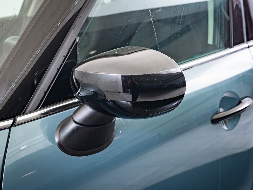 2022 Mini Cooper S ALL4 photo 15