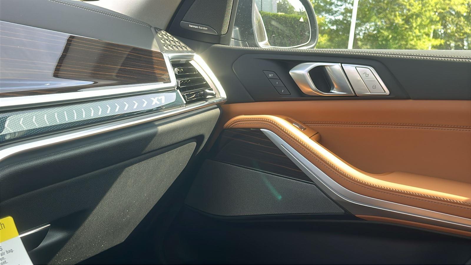 New 2026 Black Sapphire Metallic BMW xDrive40i image 20