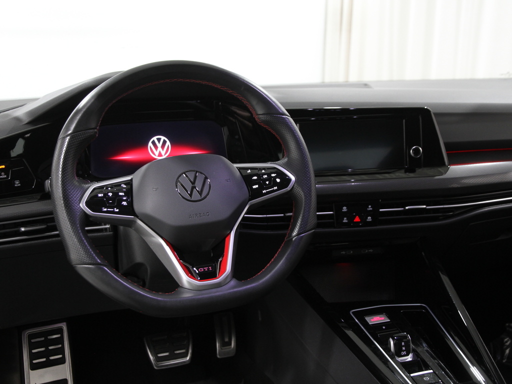 2024 Volkswagen Golf GTI S photo 3