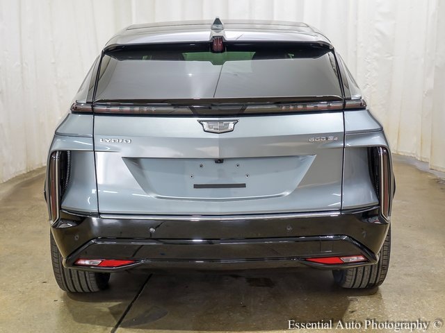 2025 Cadillac Lyriq Luxury photo 5