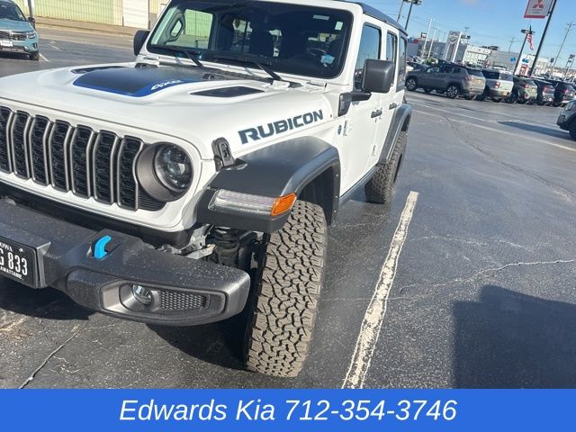 2024 Jeep Wrangler Rubicon 4xe photo 4