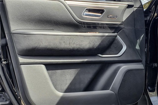 2025 Infiniti QX80 Luxe photo 7
