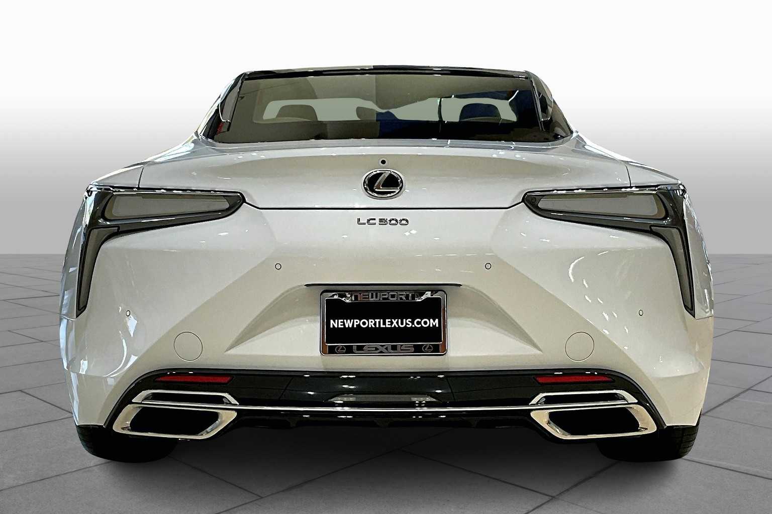 2025 Lexus LC 500 photo 4