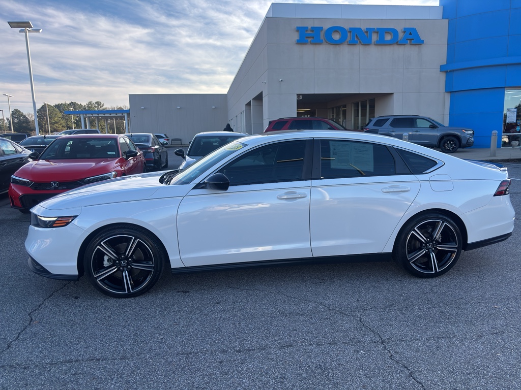 2023 Honda Accord Hybrid Sport's photo