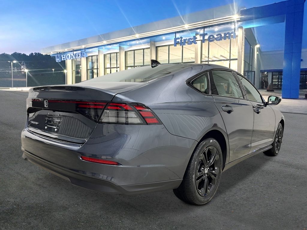 2025 Honda Accord SE photo 4