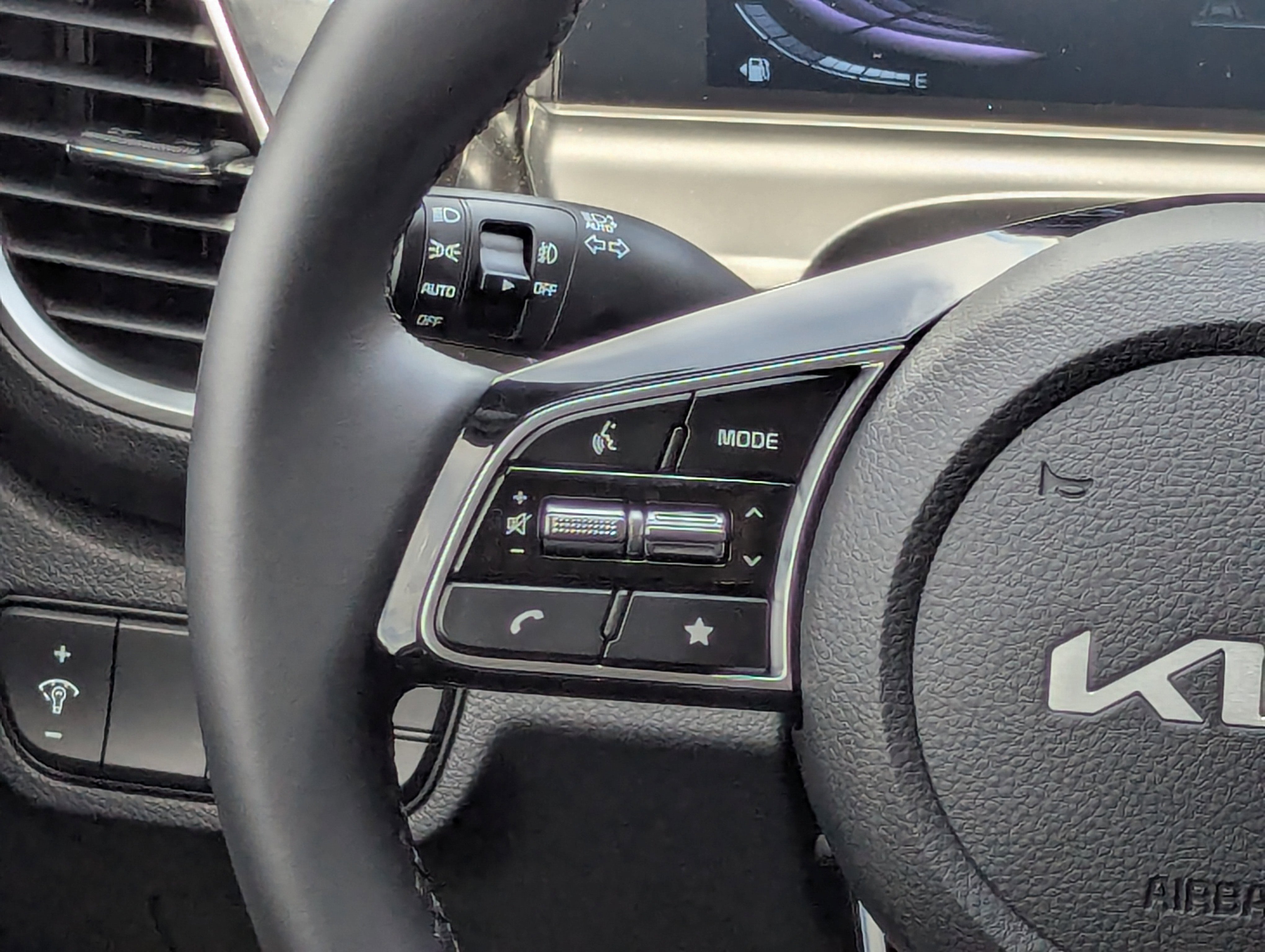 2026 Kia Seltos S photo 3