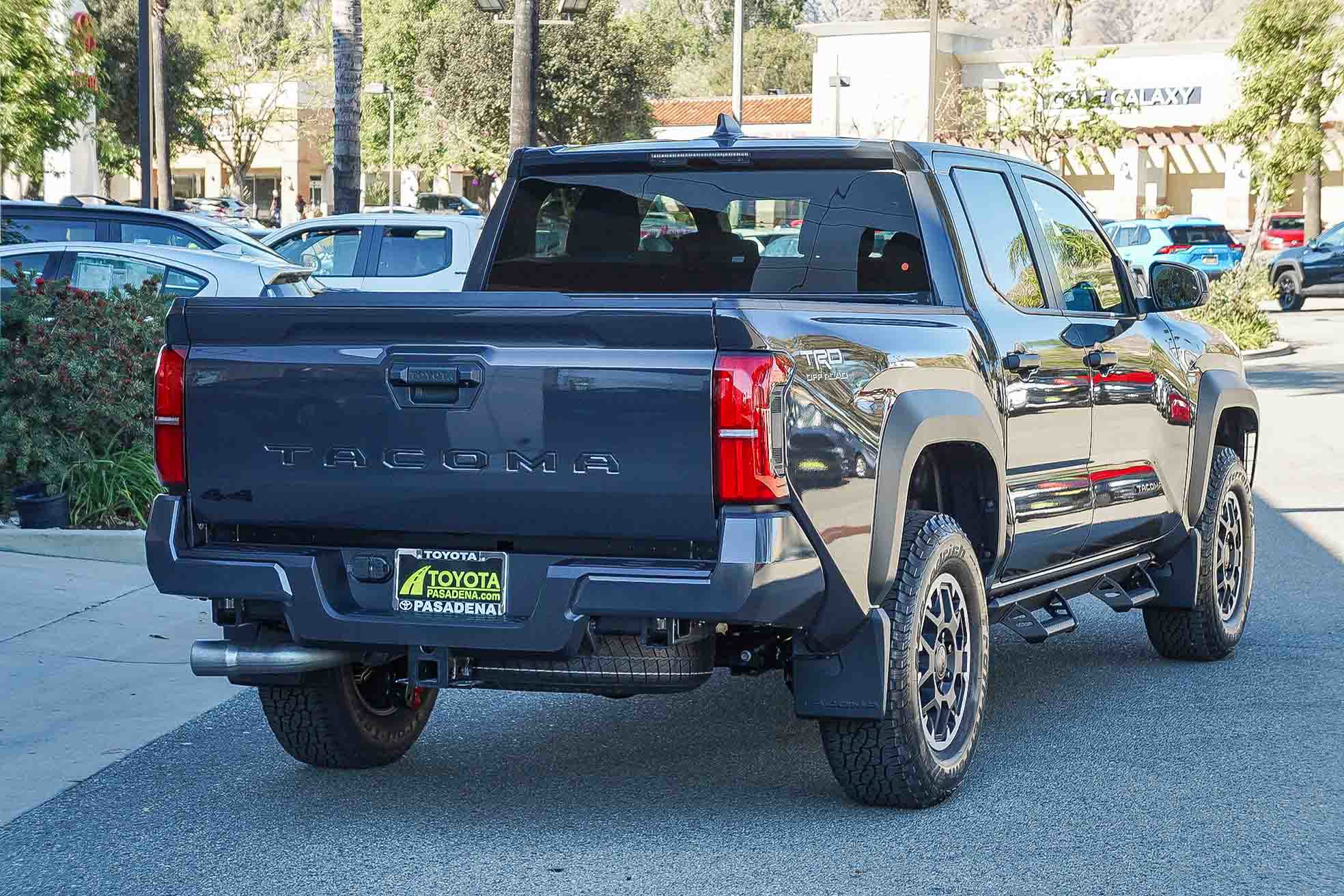 2025 Toyota Tacoma TRD Off-Road 4x4 Double Cab photo 4