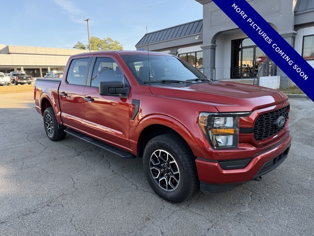 2023 Ford F-150 XL's photo