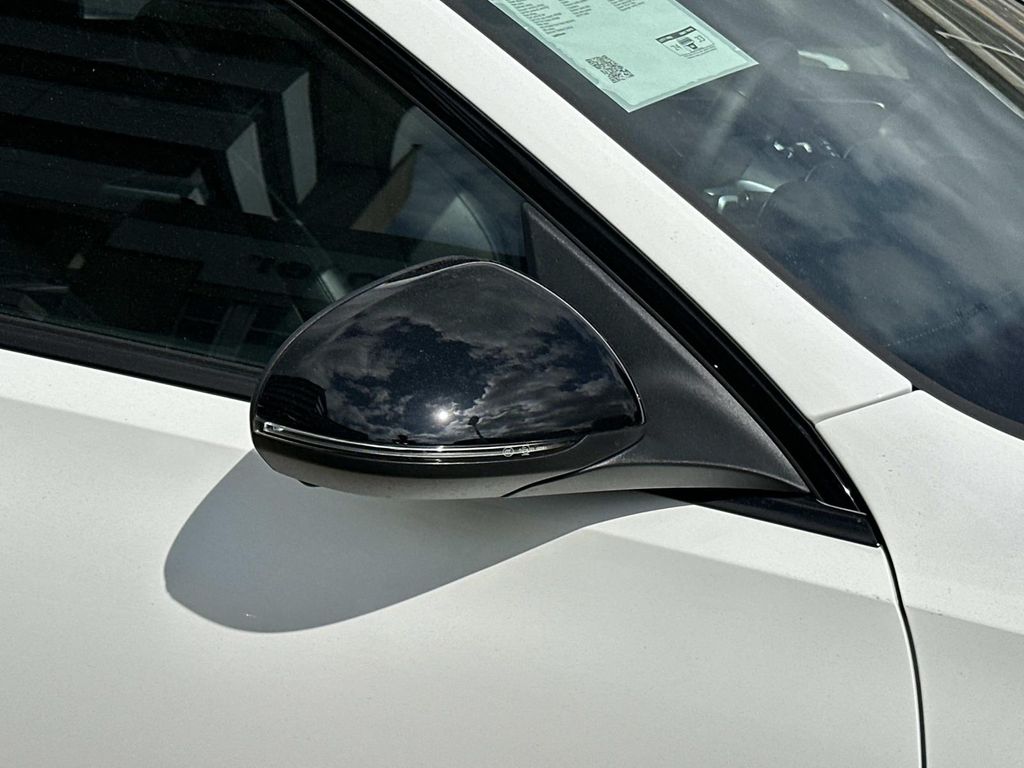 2023 Mercedes Benz C 300 4MATIC photo 16