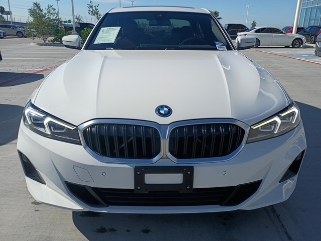 2023 Bmw 330e photo 2