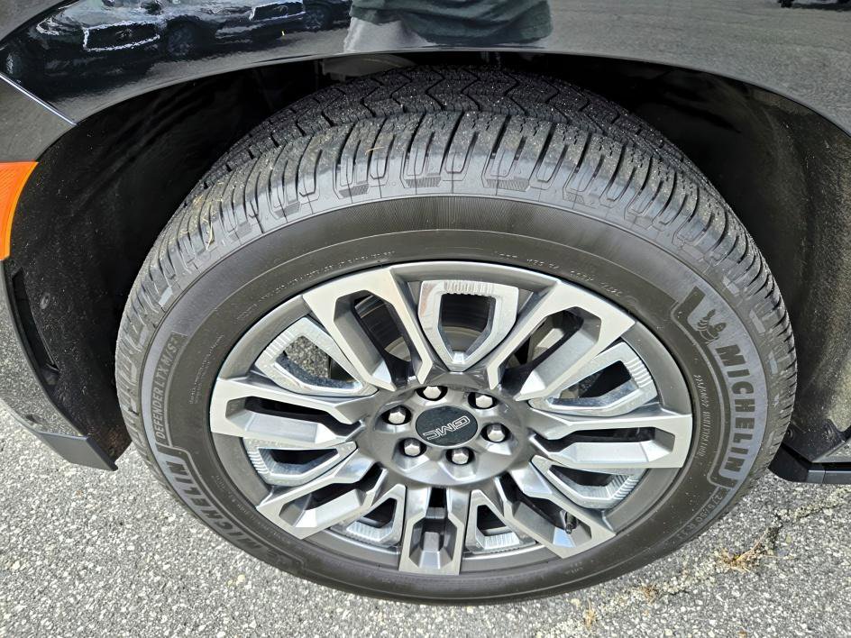 2023 Gmc Yukon XL Denali Ultimate photo 18