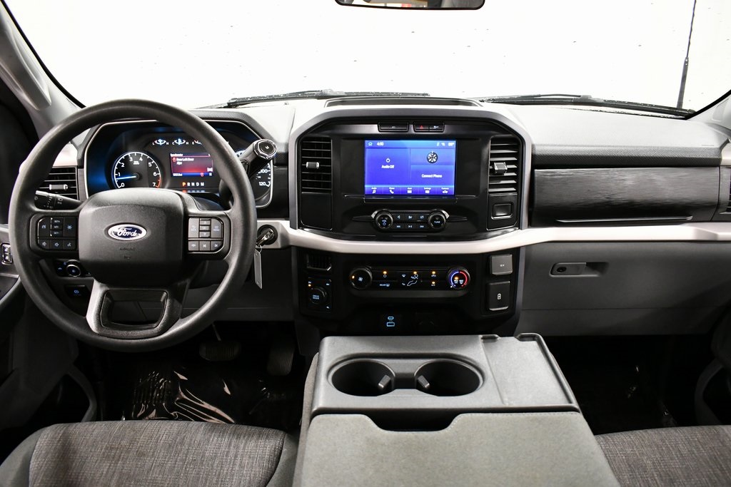 2023 Ford F-150 XLT photo 3