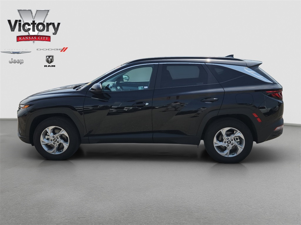Used 2024 Hyundai Tucson SEL with VIN 5NMJBCDE7RH376715 for sale in Kansas City
