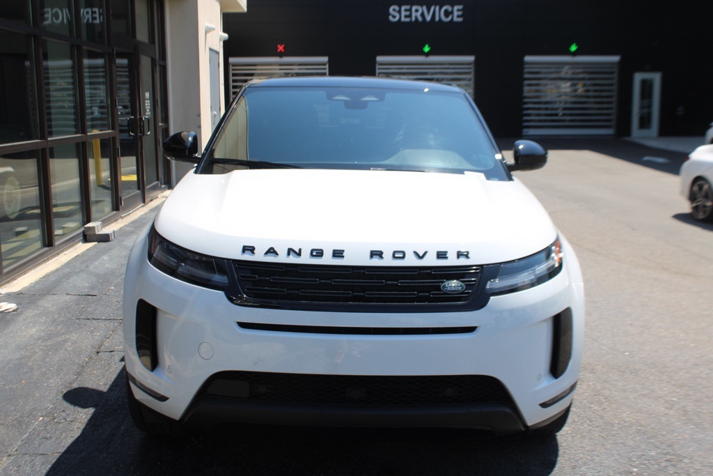2024 Land Rover Range Rover Evoque S photo 9