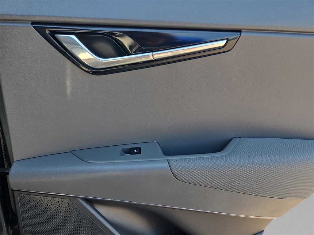 2023 Kia Niro EX Touring photo 19