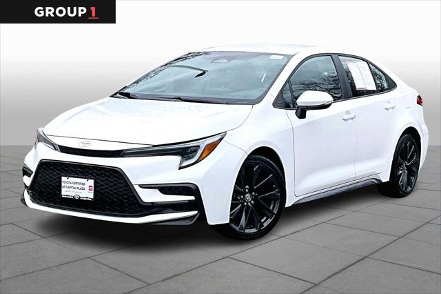 2024 Toyota Corolla SE's photo