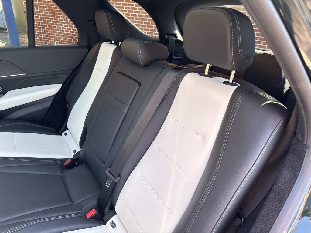 2024 Mercedes Benz GLE 580 4MATIC photo 10