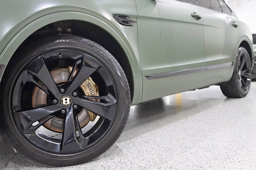 2019 Bentley Bentayga V8 photo 4