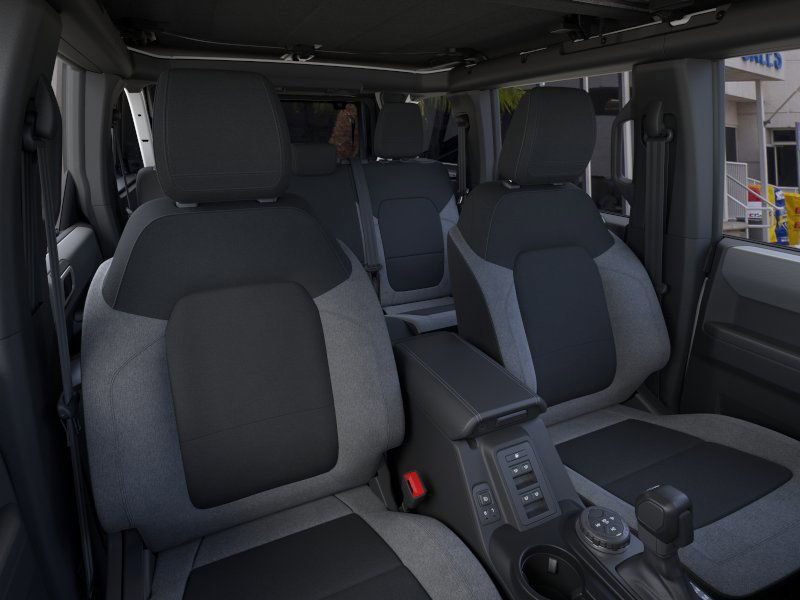 2025 Ford Bronco Big Bend photo 9
