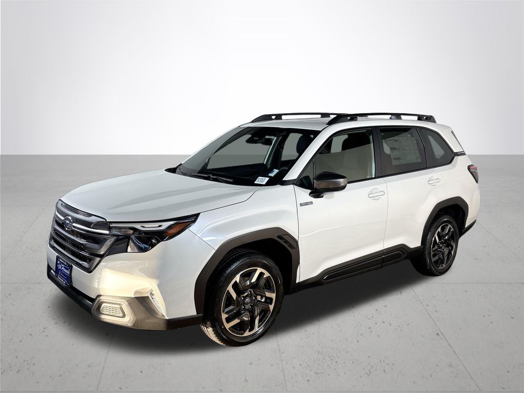 2025 Subaru Forester Premium photo 2