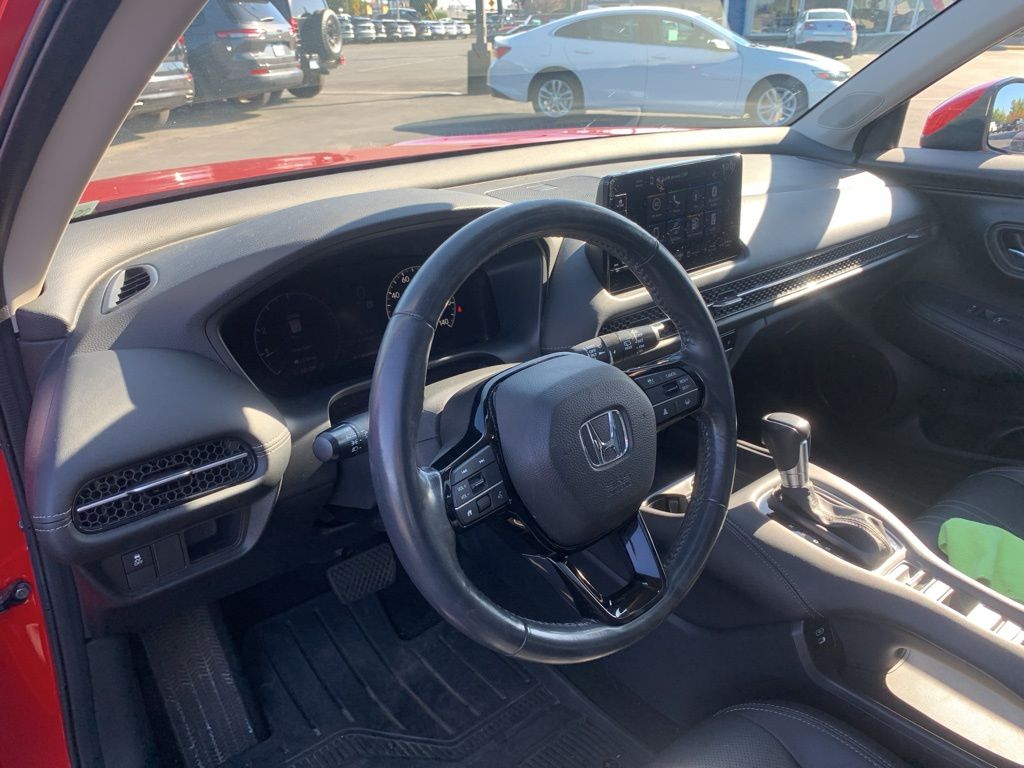 2024 Honda HR-V EX-L photo 6