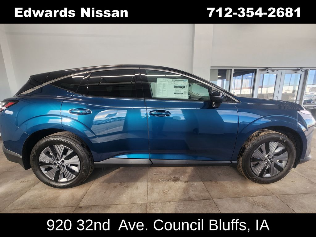 2025 Nissan Murano SL's photo