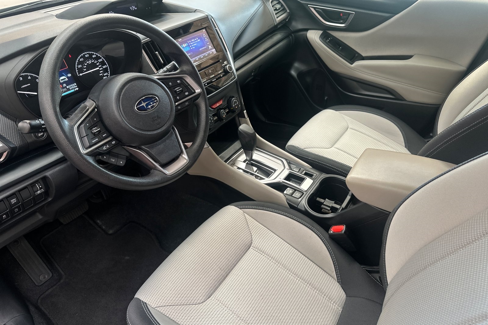 2022 Subaru Forester Base photo 10
