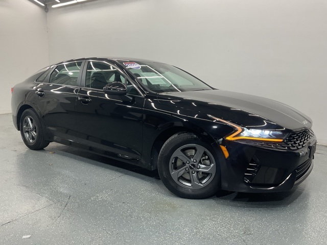 2023 Kia K5 LXS photo 2