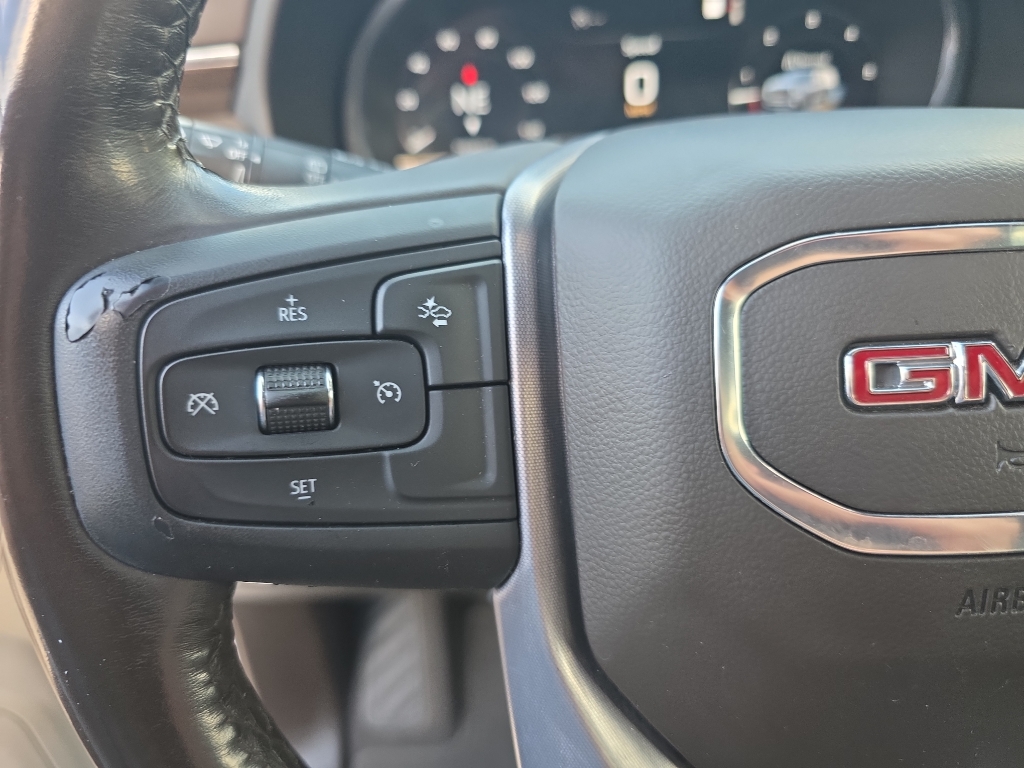 2022 Gmc Yukon 1500 SLE photo 17
