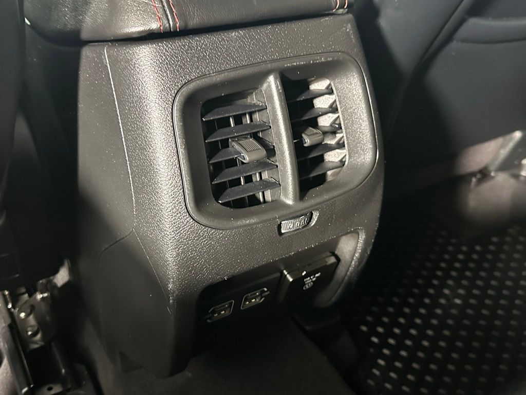 2022 Jeep Cherokee Trailhawk photo 18