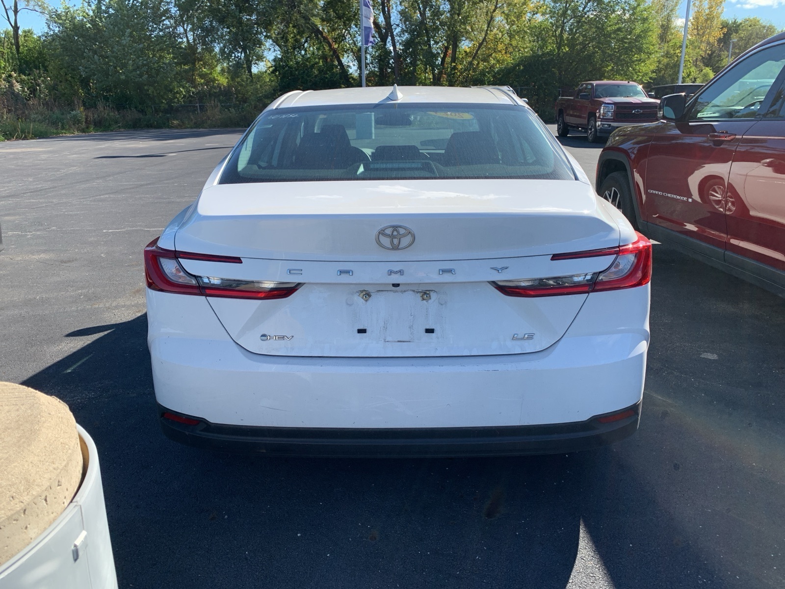 2025 Toyota Camry SE photo 4