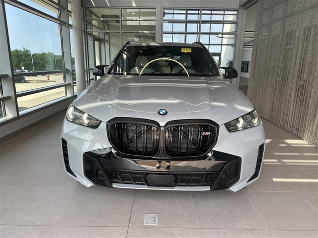 2026 Bmw X5 M60i photo 2