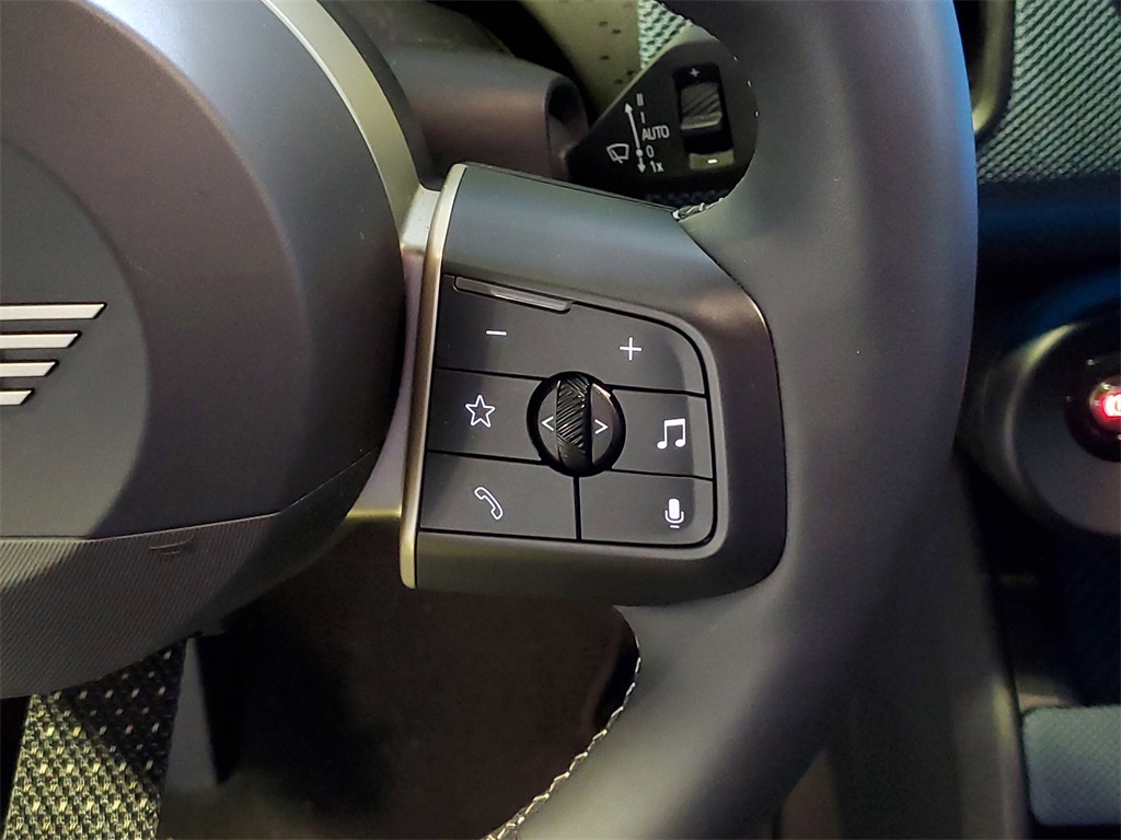 2025 Mini Countryman S photo 18