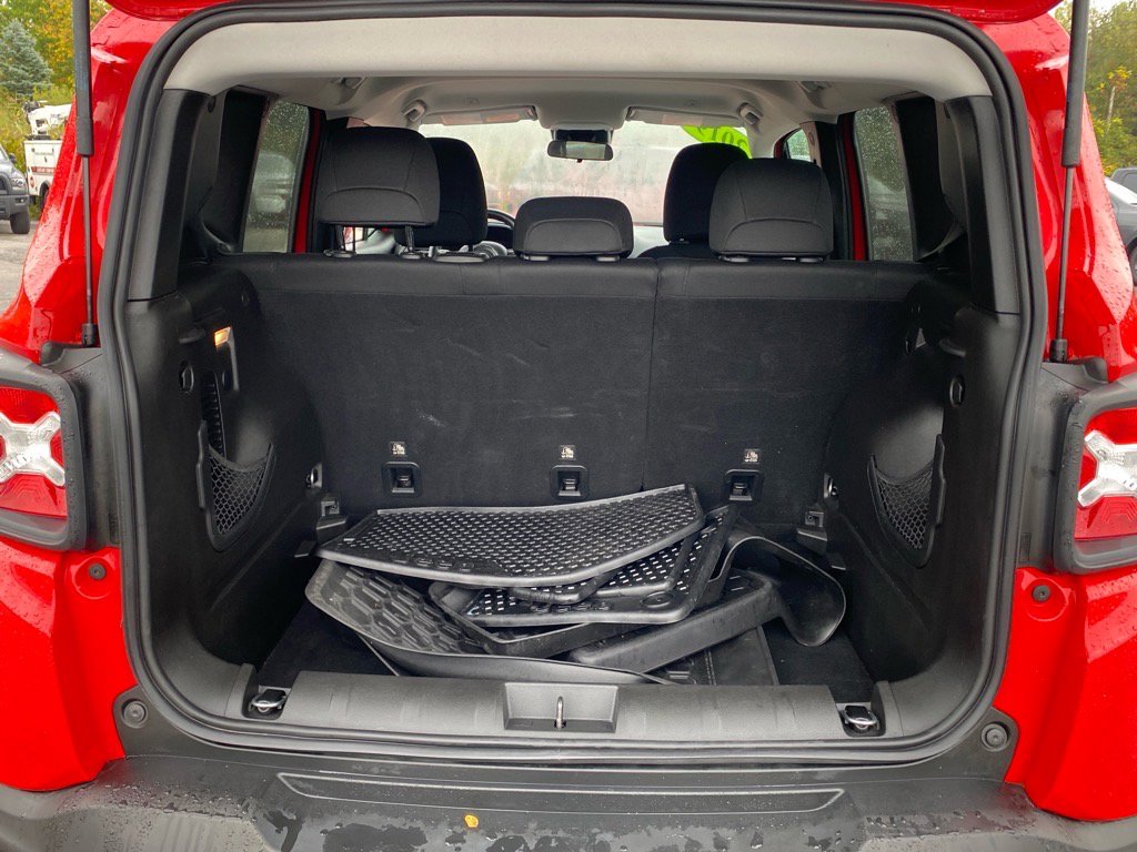 2019 Jeep Renegade Latitude North Edition photo 20