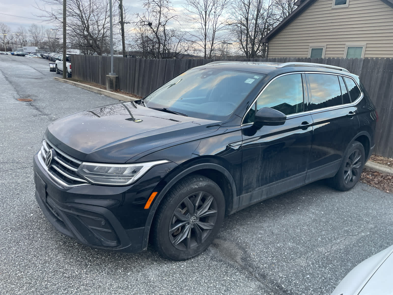 2023 Volkswagen Tiguan SE